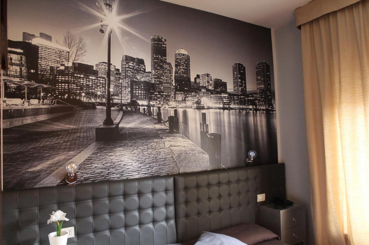 Hotel Ares Milano Extérieur photo
